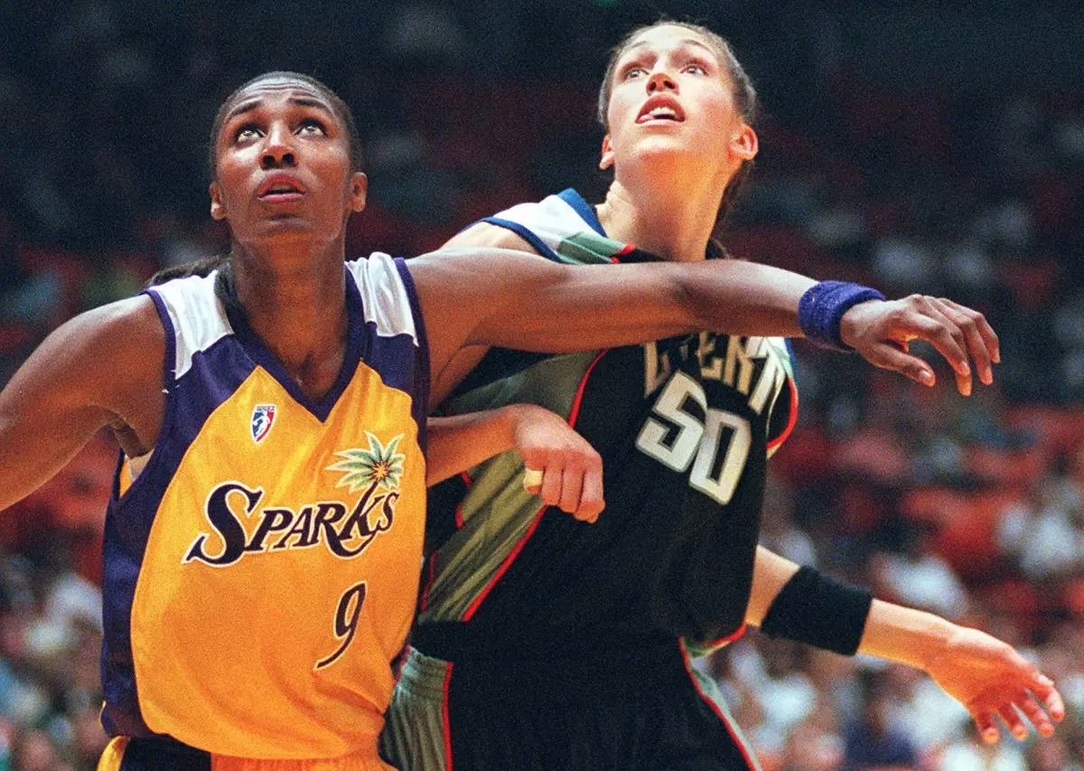 A look back on the history of the WNBA | The GIST